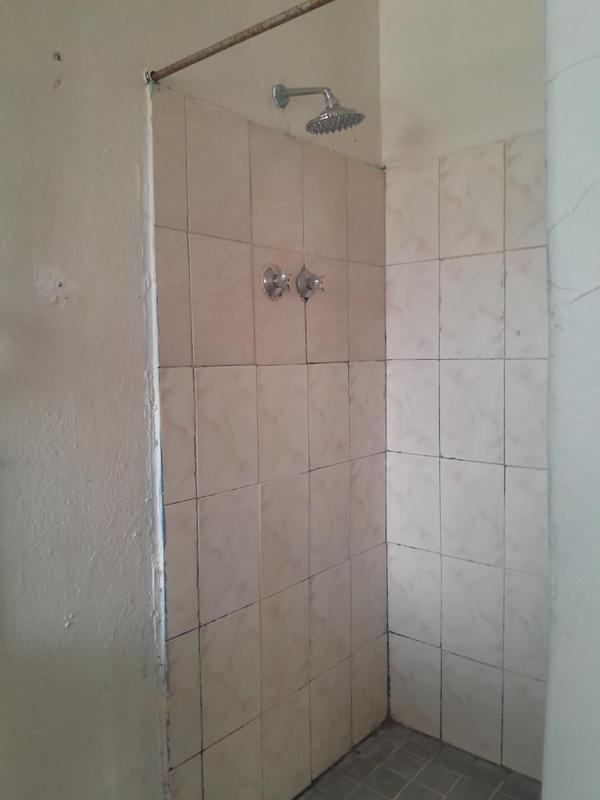 8 Bedroom Property for Sale in Caledon Western Cape